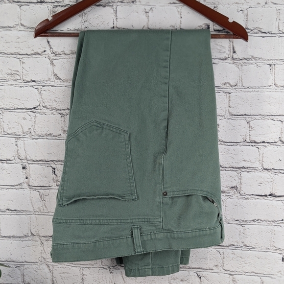 Amazon Essentials green stretchy skinny jeans 40x29 - Picture 3 of 14